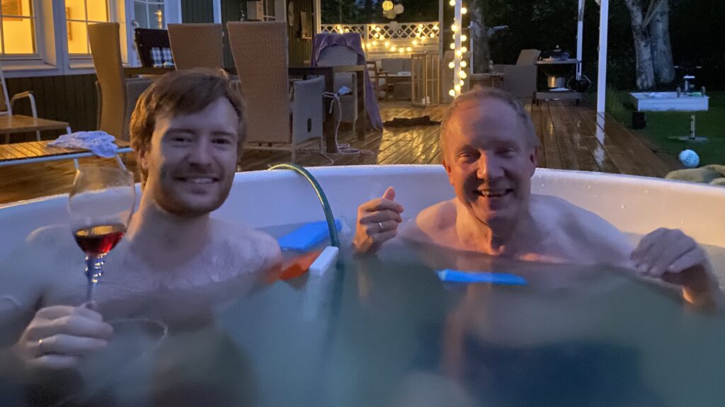 Foto: Mark i meget varmt vildmarksbad med svigerfar Per Palmkvist Knudsen