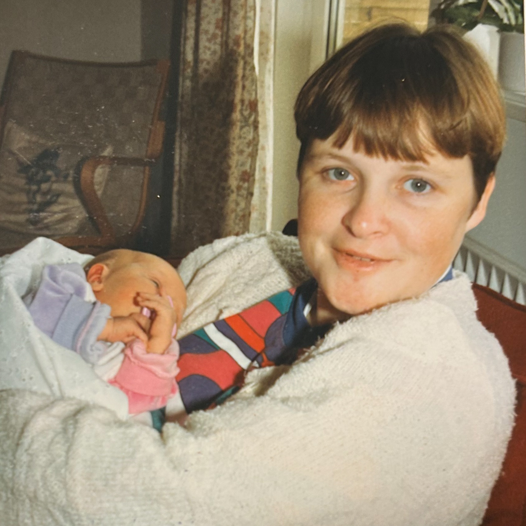 Vivi-og-nathalie-1992 Foto; Vivi Stender hjemme med Nathalie Stender, Farum 1992