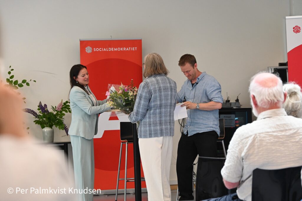 Borgmester i Allerød Clara Rao (V) holdt grundlovstale hos Scialdemokratiet, hvor Miki Dam Miki Dam Jensen (A) var vært. Foto: BLV/Per Palmkvist Knudsen