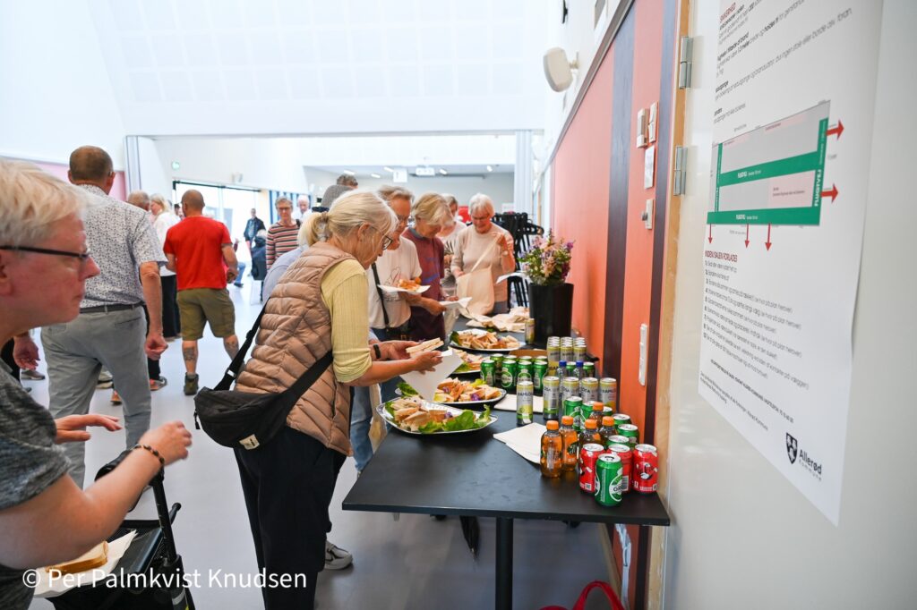 Uden mad og drikke